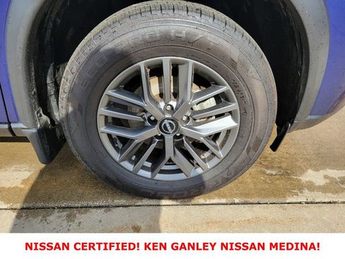 Certified 2023 Nissan Rogue S image 22