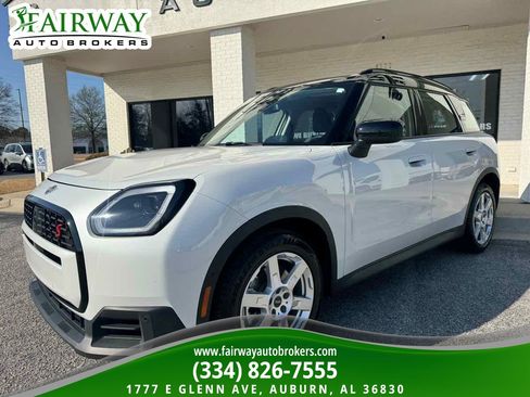 Used 2025 MINI Cooper Countryman S AWD/4WD image 2