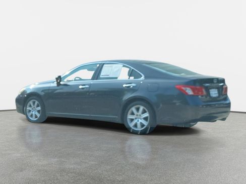 Used 2017 Toyota Prius Prime Plus image 11