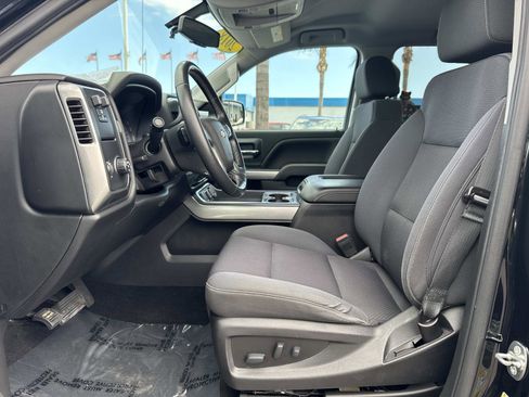 Used 2018 Chevrolet Silverado 1500 LT w/ All Star Edition RWD image 22