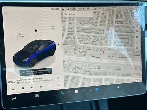 Used 2022 Tesla Model Y Performance image 23