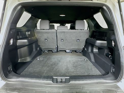 Used 2025 Toyota 4Runner SR5 image 29