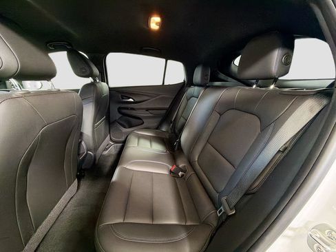 Used 2024 Buick Envista Sport Touring w/ Convenience I Package FWD image 24