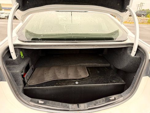 Used 2018 Ford Fusion SE w/ Equipment Group 602A FWD image 19