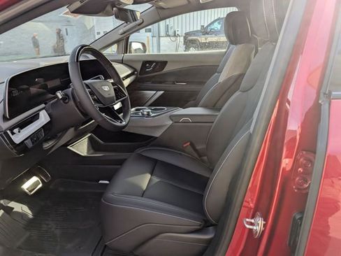 New 2026 Cadillac Optiq Sport 1 image 13