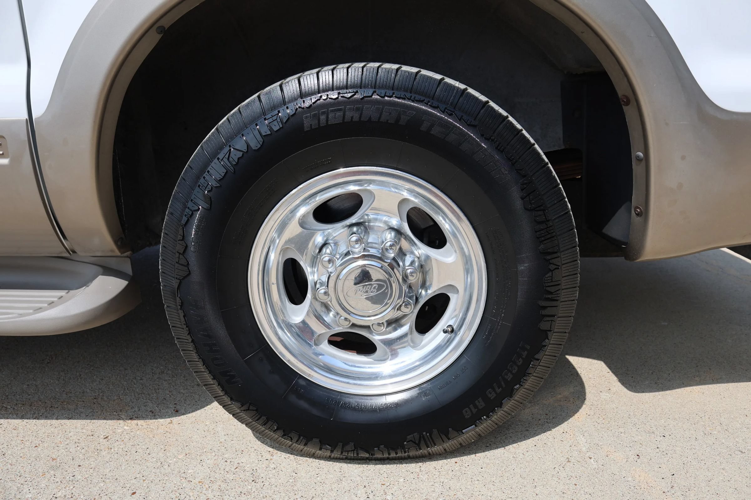 Used 2003 Ford Excursion Eddie Bauer RWD image 24