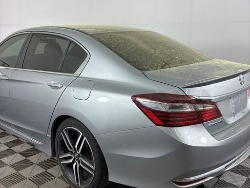 Used 2016 Honda Accord Sport image 6