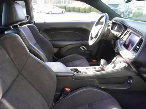 Used 2023 Dodge Challenger GT w/ Plus Package image 17