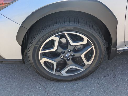 Used 2020 Subaru Crosstrek 2.0i Limited w/ Moonroof Package w/Navigation AWD/4WD image 11