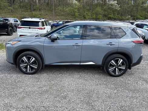 Certified 2023 Nissan Rogue SL image 2