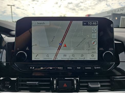 Used 2025 Nissan Pathfinder SL w/ SL Premium Package image 27