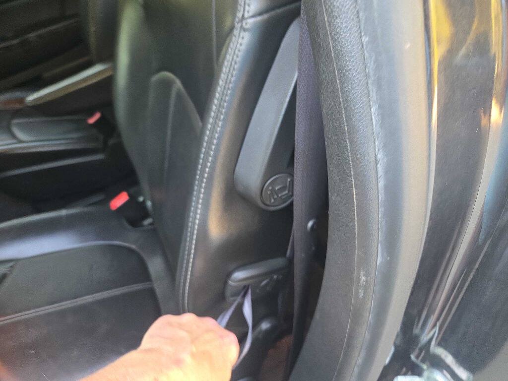 Used 2014 GMC Acadia SLT FWD image 23