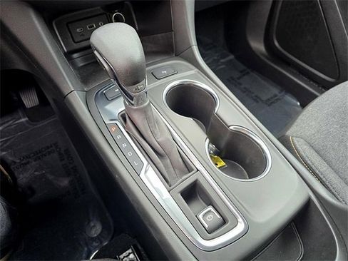 Used 2022 Chevrolet Equinox LT image 33