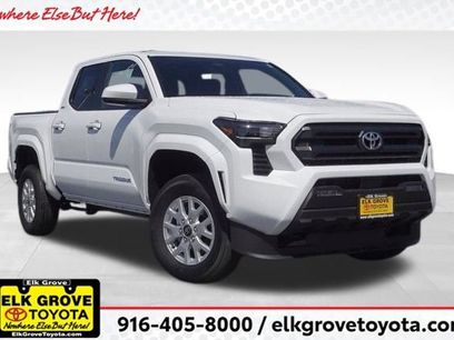 New 2025 Toyota Tacoma SR5