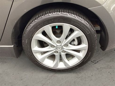 Used 2011 MAZDA MAZDA3 s Sport w/ Tech Pkg image 14