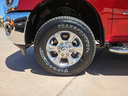 New 2026 RAM 2500 Big Horn AWD/4WD image 6