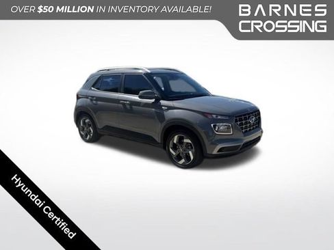 Used 2023 Hyundai Venue SEL FWD image 1