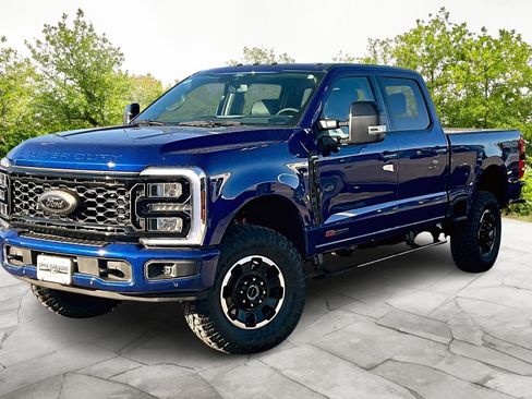 New 2026 Ford F250 Lariat w/ Tremor Off-Road Package image 2