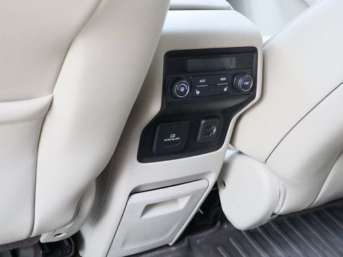 Certified 2018 GMC Acadia Denali w/ Technology Package FWD image 23