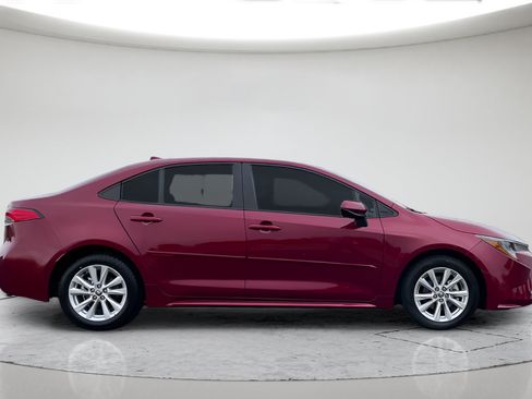 Certified 2025 Toyota Corolla LE w/ LE Premium Package FWD image 5