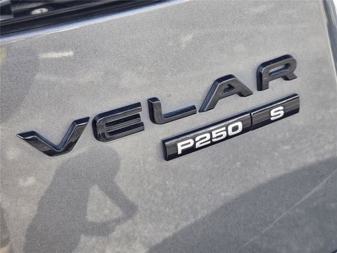 Used 2019 Land Rover Range Rover Velar S AWD/4WD image 12