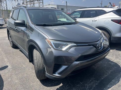 Used 2016 Toyota RAV4 LE AWD/4WD image 1