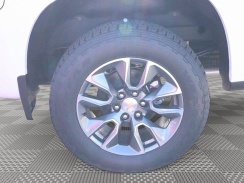 New 2026 Chevrolet Silverado 1500 LT image 18