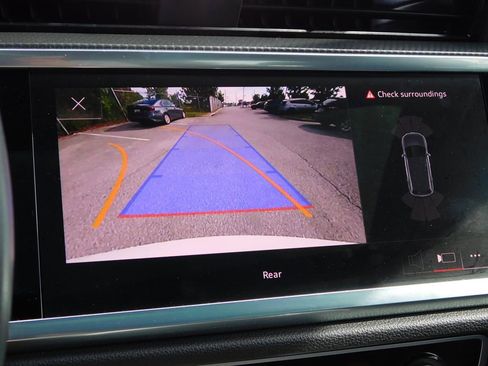 Used 2023 Audi Q3 2.0T Premium image 19