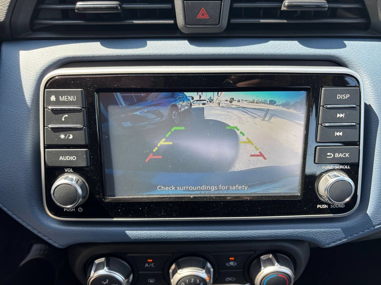 Used 2025 Nissan Versa SV FWD image 21