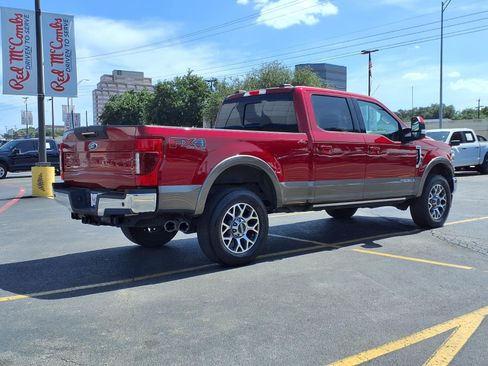 Used 2021 Ford F250 Lariat w/ Lariat Ultimate Package AWD/4WD image 6