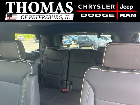 Used 2021 Chevrolet Tahoe Premier AWD/4WD image 18