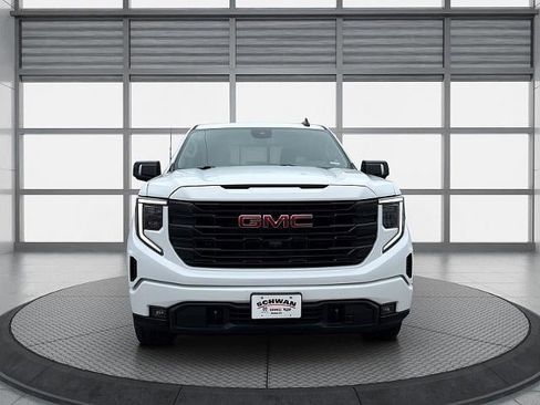 Used 2022 GMC Sierra 1500 Elevation w/ Elevation Premium Package image 9