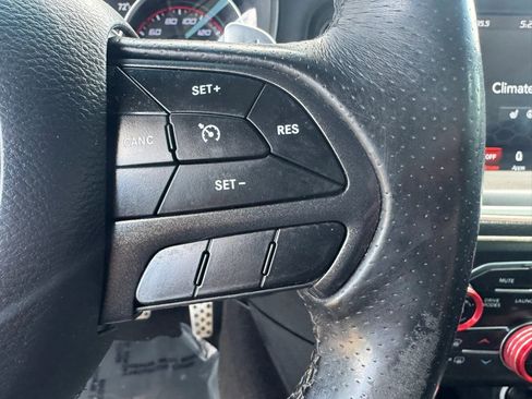 Used 2019 Dodge Charger Scat Pack RWD image 17