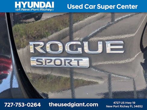 Used 2018 Nissan Rogue Sport SV w/ SV All-Weather Package AWD/4WD image 13