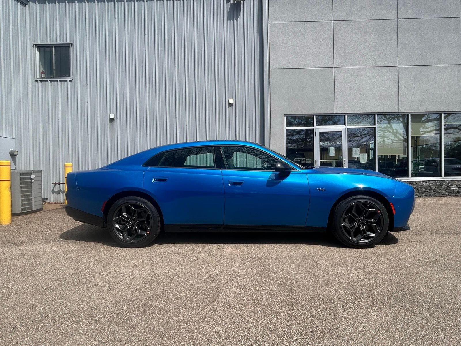 New 2026 Dodge Charger R/T AWD/4WD image 5