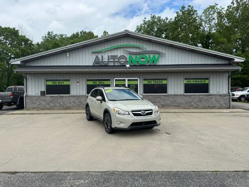 Used 2014 Subaru Crosstrek 2.0i Limited w/ Popular Package #2 AWD/4WD image 1