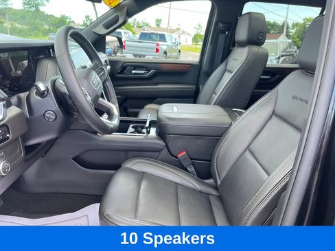 Used 2026 GMC Yukon Denali w/ Sun & Power Step Package AWD/4WD image 10