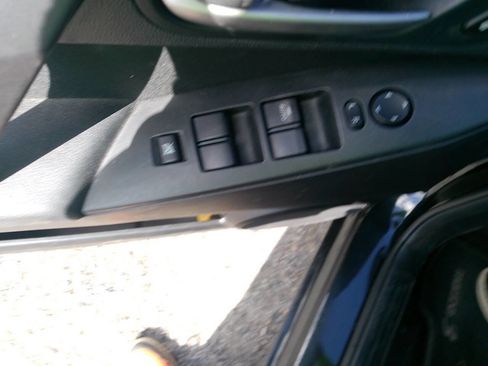 Used 2013 MAZDA MAZDA3 i Sport image 37