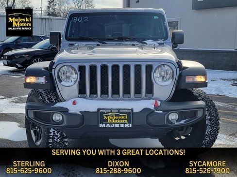 Used 2018 Jeep Wrangler Unlimited Rubicon w/ Cold Weather Group image 2