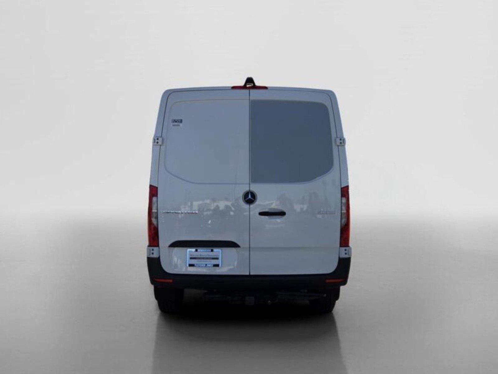 Used 2024 Mercedes-Benz Sprinter 2500 image 4