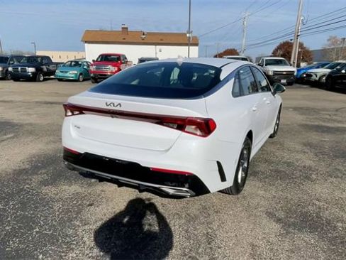 Used 2022 Kia K5 LXS image 9