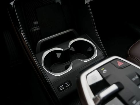 Used 2024 BMW X1 xDrive28i w/ Premium Package image 32