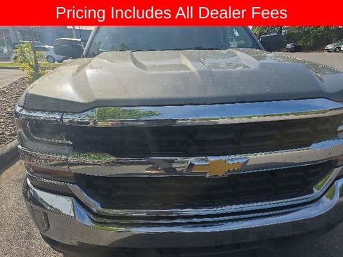 Used 2017 Chevrolet Silverado 1500 LT w/ All Star Edition AWD/4WD image 17
