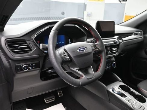 Certified 2024 Ford Escape ST-Line Select w/ Class II Trailer Tow Package AWD/4WD image 11