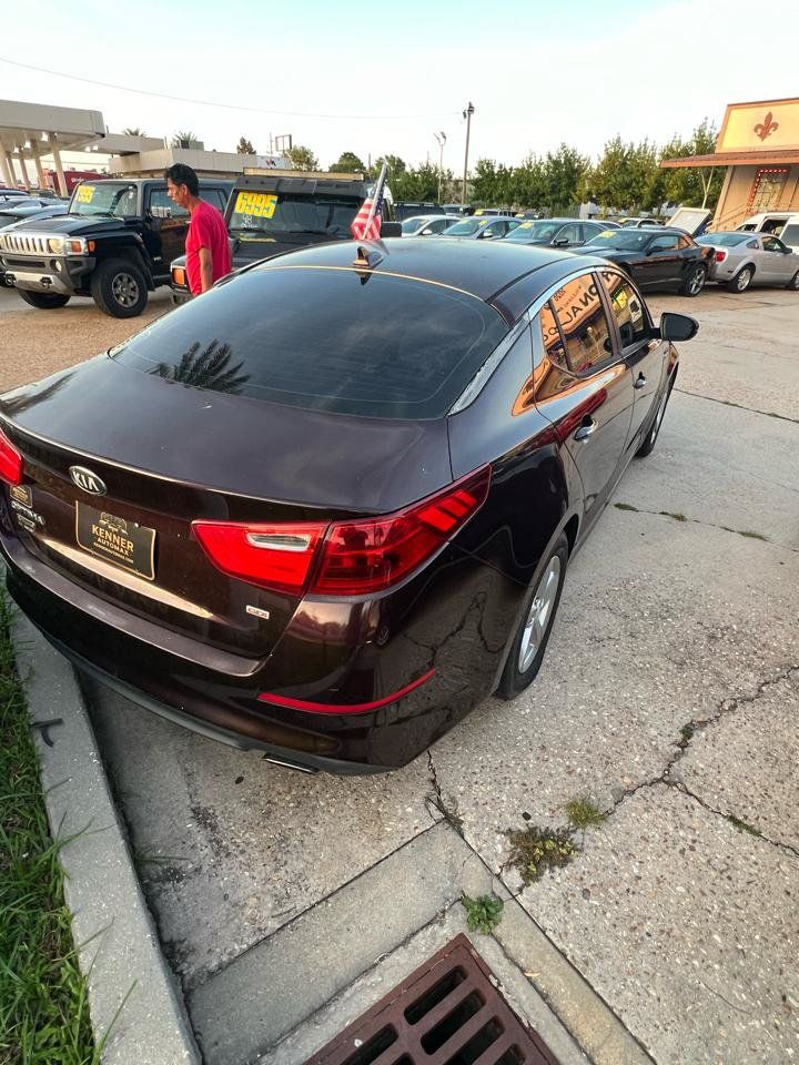 Used 2015 Kia Optima LX FWD image 3