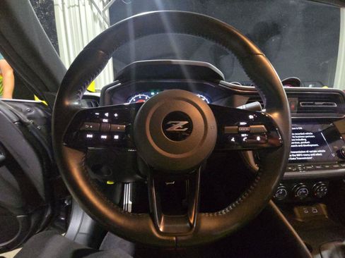 Used 2024 Nissan Z Performance w/ Floor Mat Package RWD image 9
