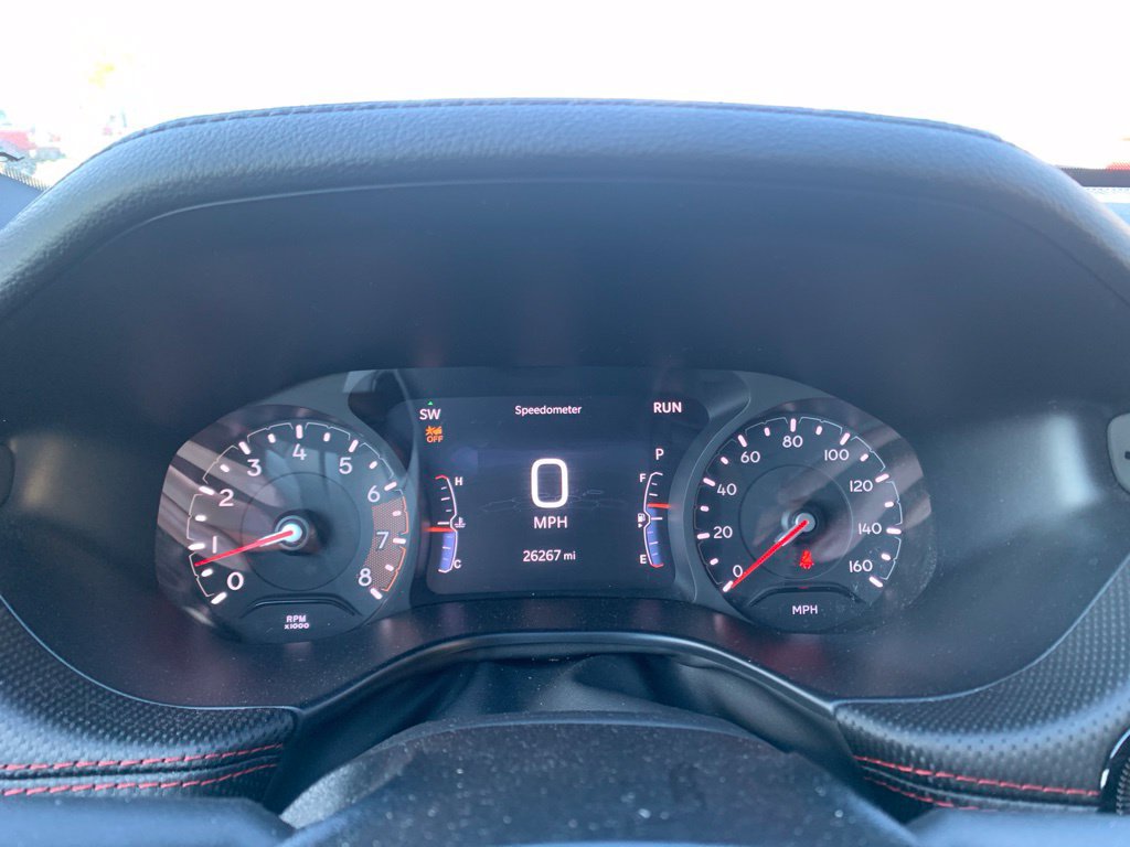 Used 2025 Jeep Compass Trailhawk AWD/4WD image 42