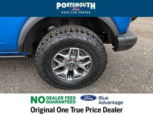 Used 2025 Ford Bronco Badlands image 25