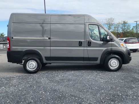New 2026 RAM ProMaster 1500 w/ Convenience Group image 4