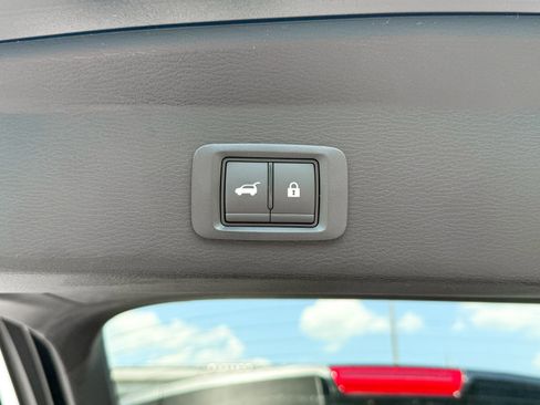 New 2025 Mitsubishi Outlander 4WD Plug-In Hybrid image 22